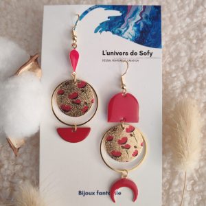 Boucles d'oreilles asymétriques