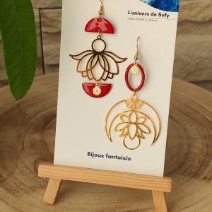 Boucles d'oreilles asymétriques