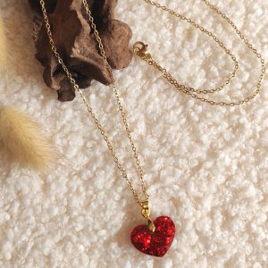 Collier pendentif en résine