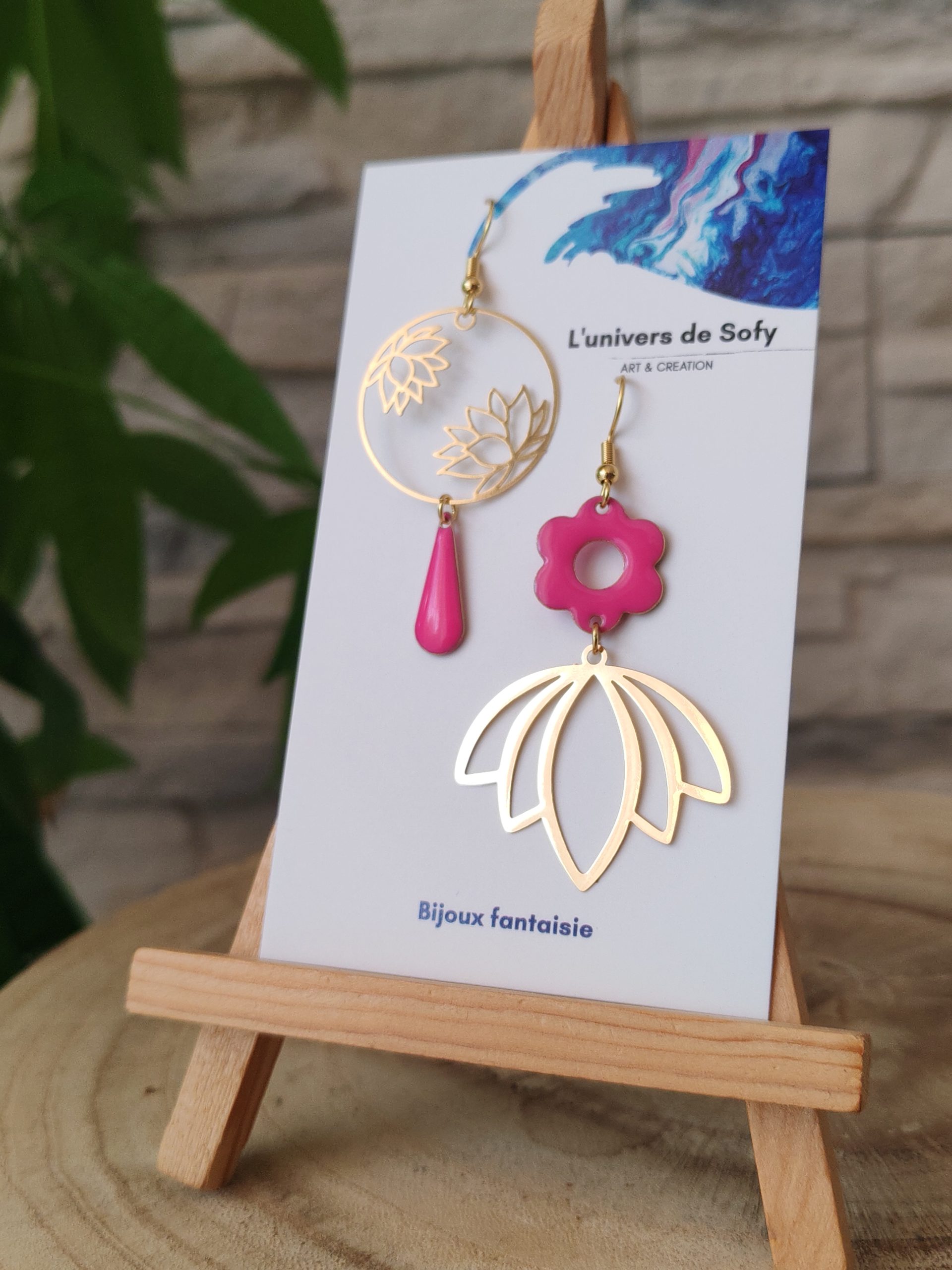 Boucles d'oreilles asymétriques