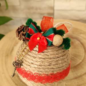 Boules de Noël en corde de lin